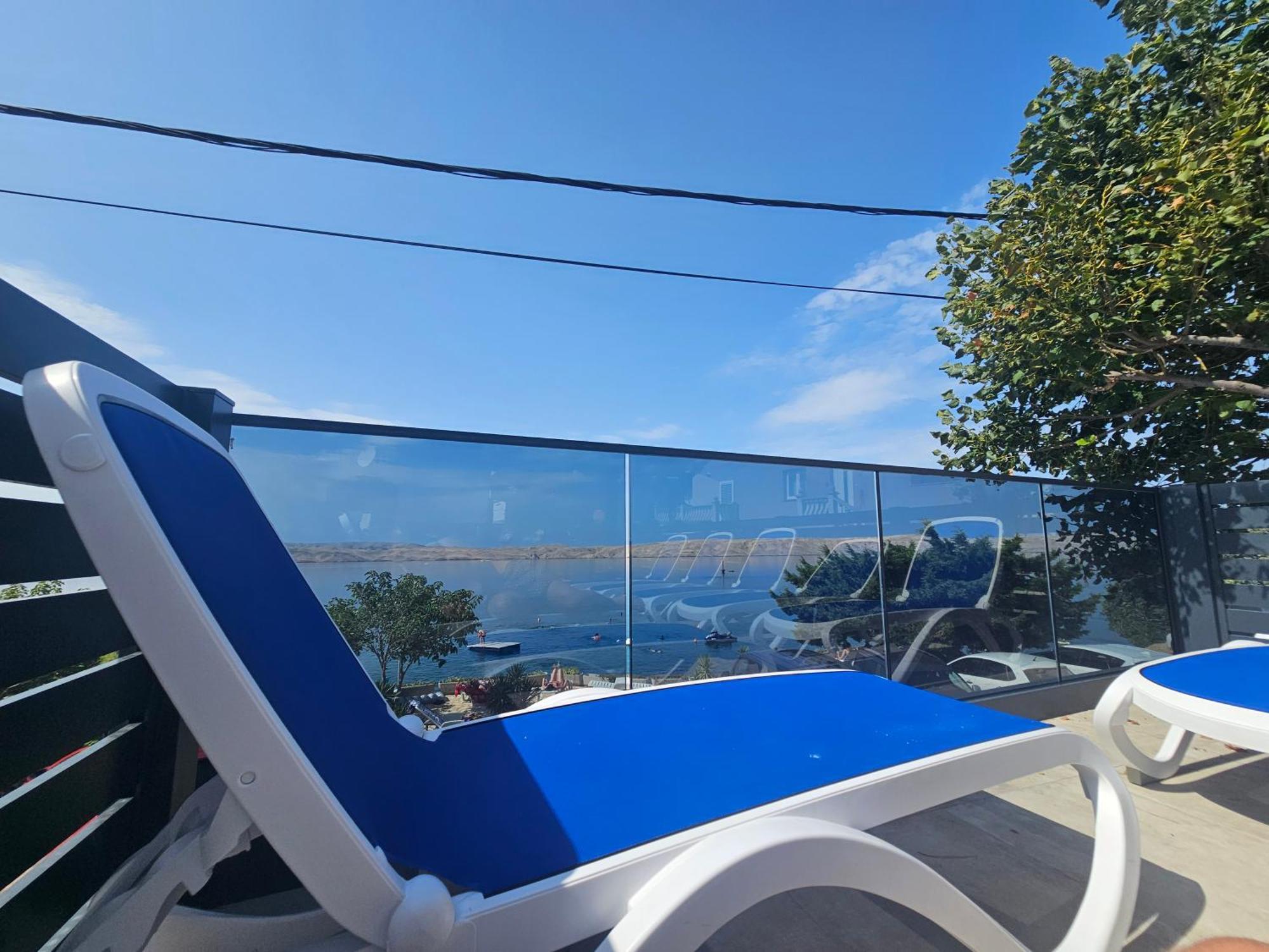 Beachfront House Ivana With Pool - Renovated 2025 Cesarica Exterior foto